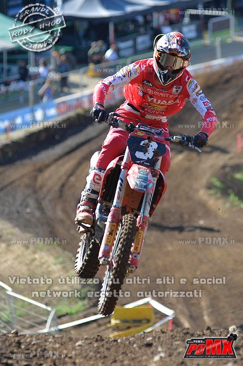 _ROB7031 (Copy).jpg